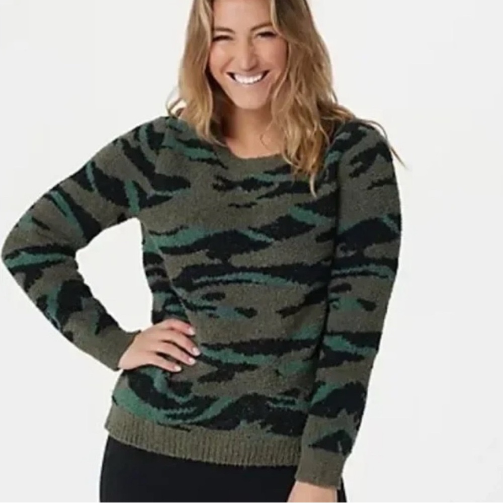 Barefoot Dreams Green and Black Crew Neck Sweater